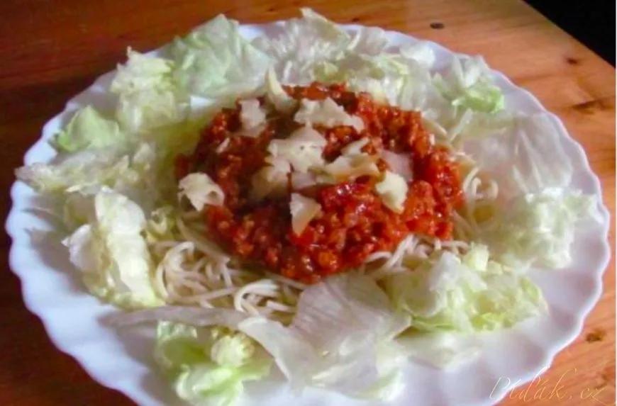 1. obrázek Špagety se sojovým granulátem