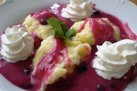 1. obrázek Noky s tvarohem