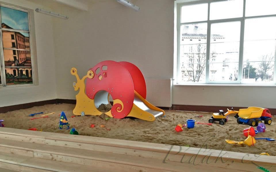 1. obrázek Naše hřiště- Kavárna- koutek-Brno