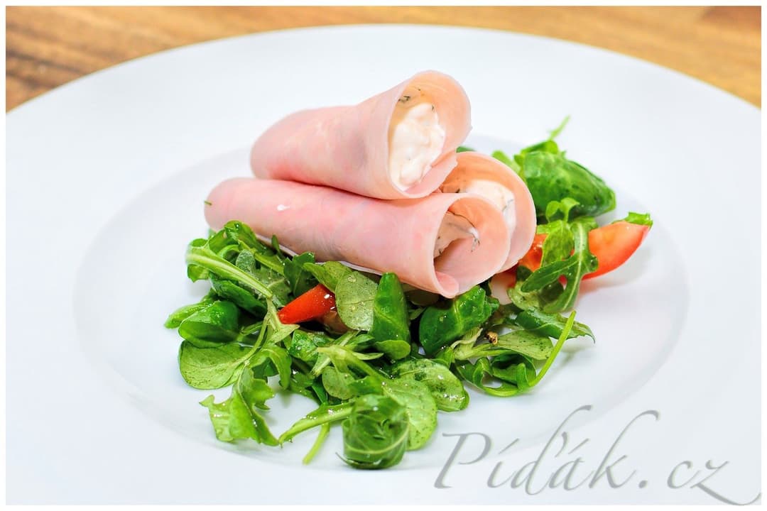 1. obrázek Šunková rolka s křenem