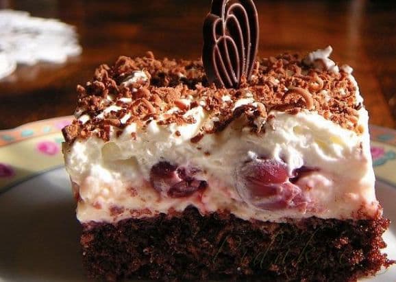 1. obrázek Višňové řezy z pudinkového těsta - fantastická záležitost