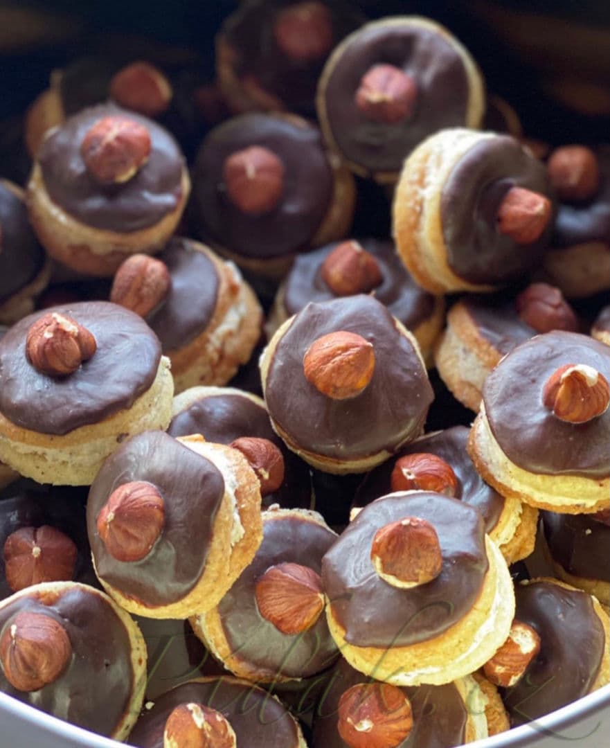 1. obrázek Mozartovy špičky s oříšky