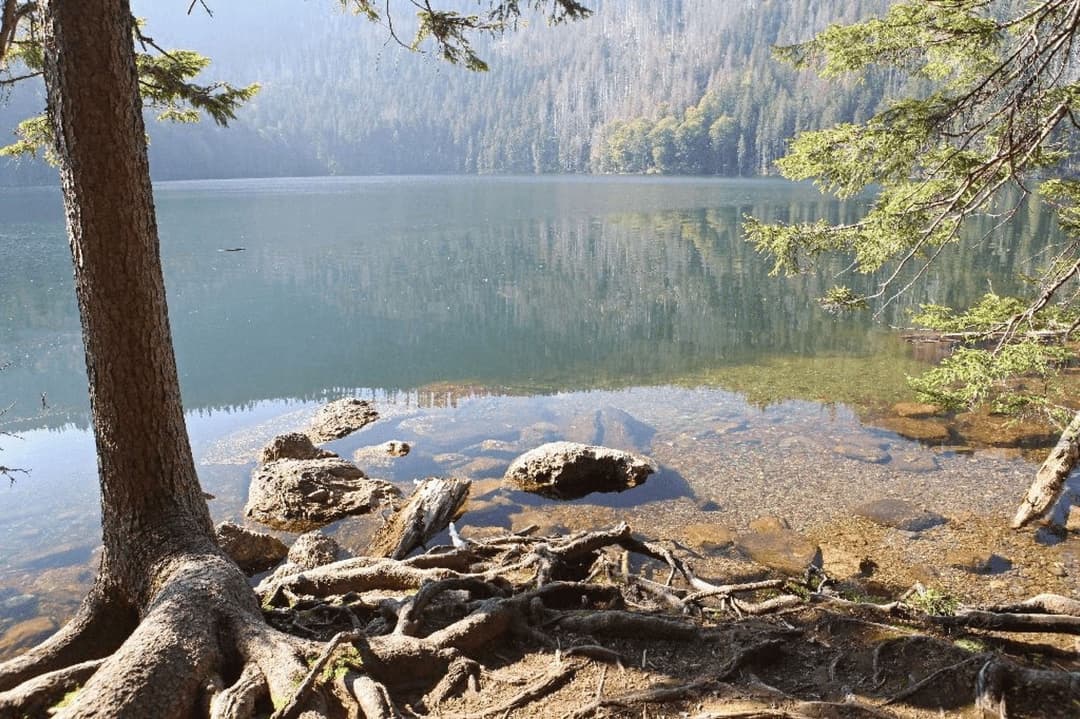 1. obrázek Černé a Čertovo jezero – ledovcová jezera na evropském rozvodí