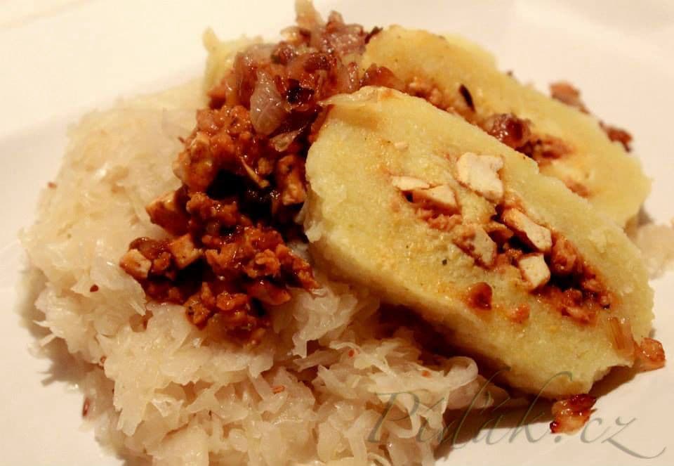 1. obrázek Bramborová roláda s uzeným tofu