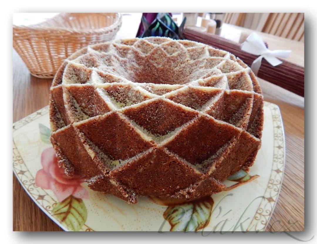 1. obrázek Oříškovo-mandlová bábovka