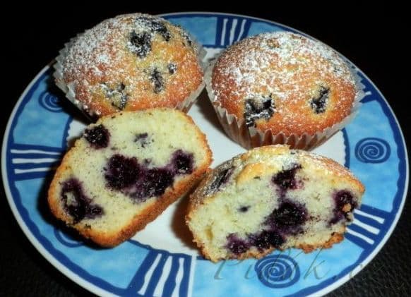 1. obrázek Jednoduché muffiny s borůvkami