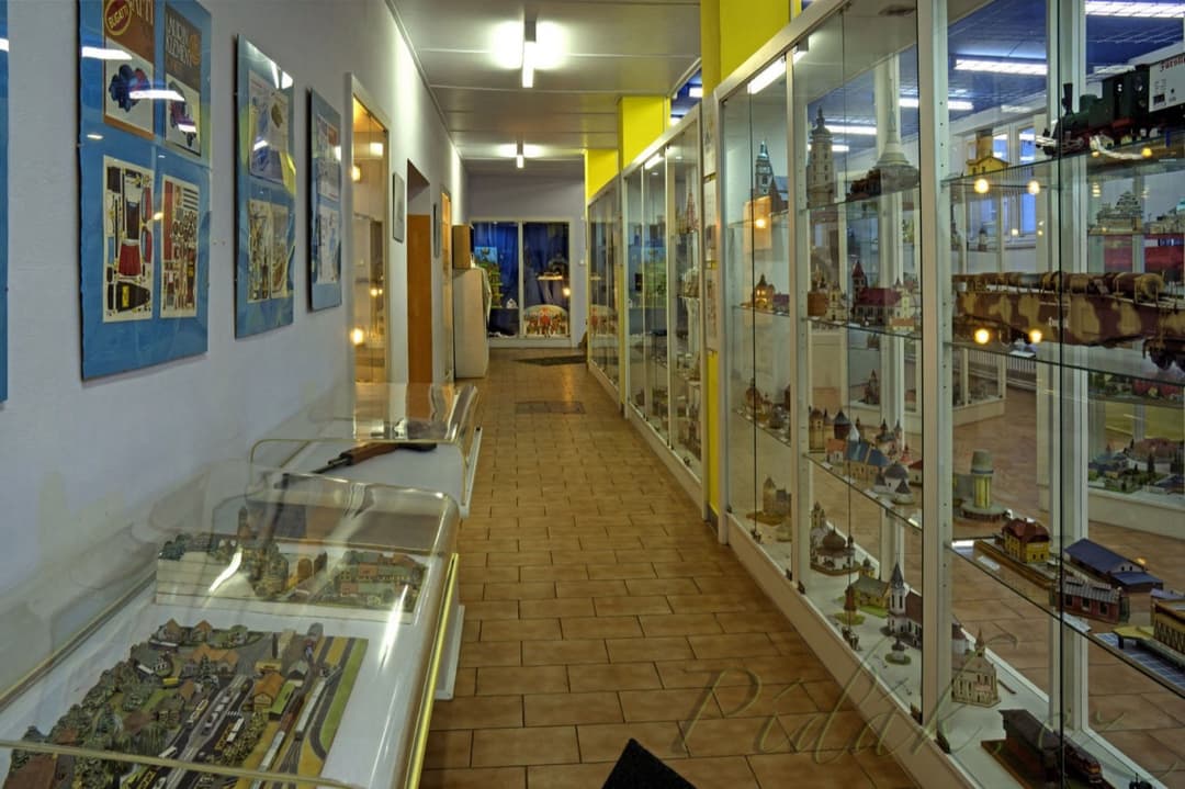 1. obrázek Muzeum papírových modelů - Police nad Metují