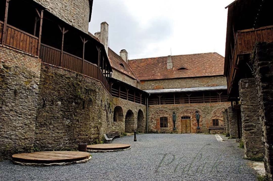 1. obrázek Hrad Sovinec