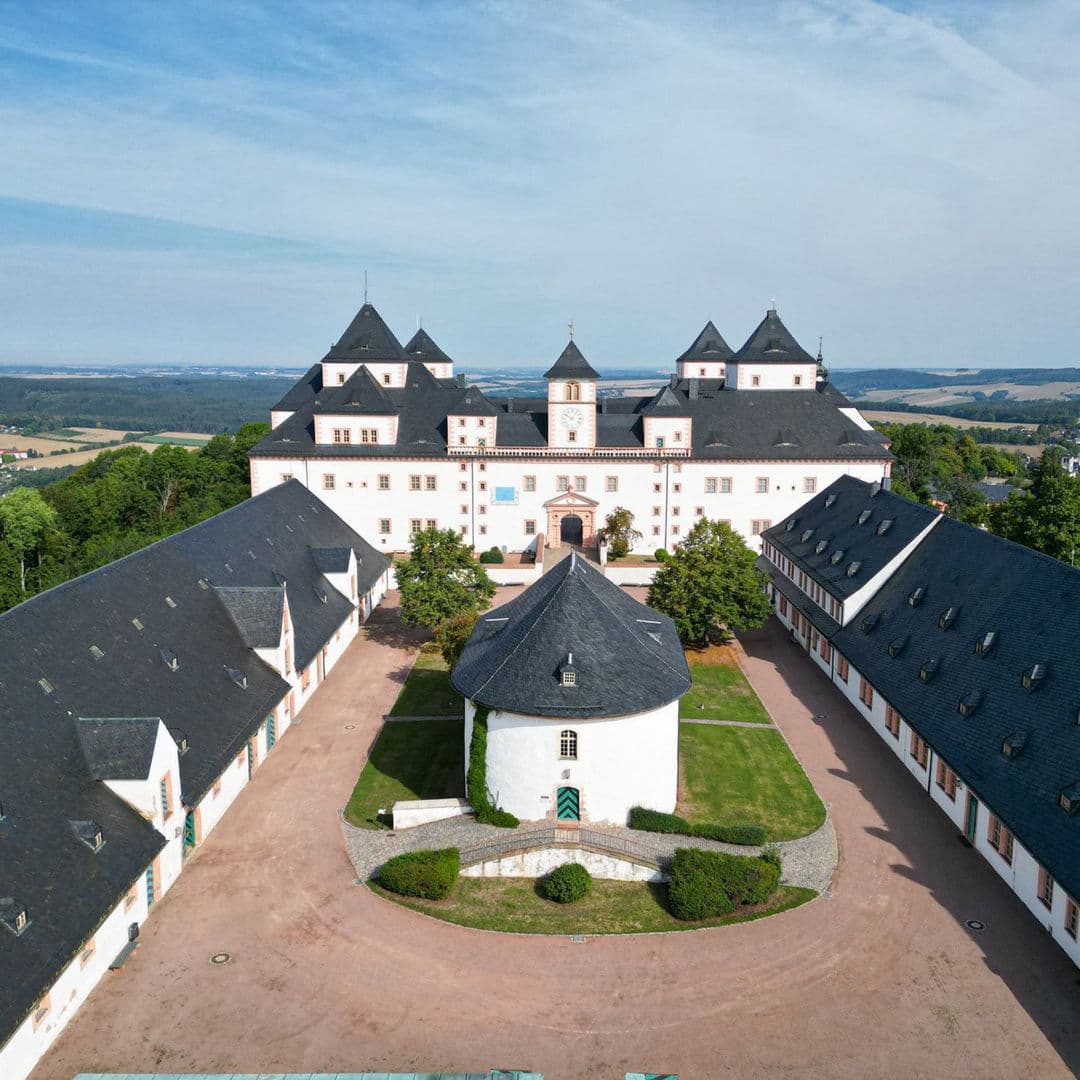 1. obrázek Zámek Augustusburg – muzeum motocyklů, Německo