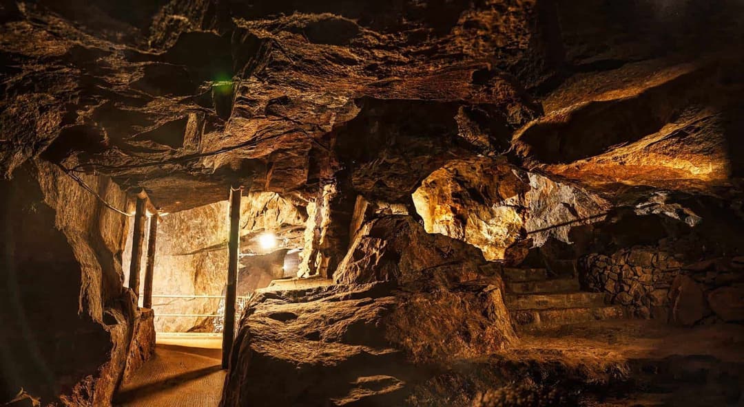1. obrázek Návštěvnický důl Zinnwald – Besucherbergwerk Zinnwald u Cínovce, Německo