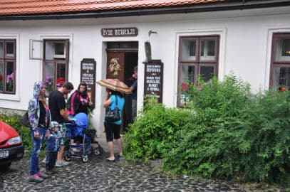 2. obrázek Rumcajsova ševcovna- Jičín