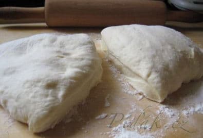 2. obrázek Kakaovo-vanilková bábovka z kysnutého cesta