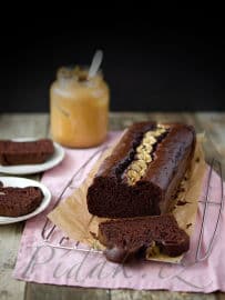 Banánový chlebíček s arašídovým máslem