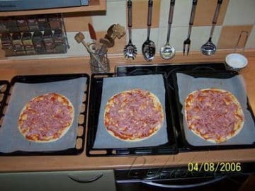 12. obrázek Pizza po česko - slovensku 