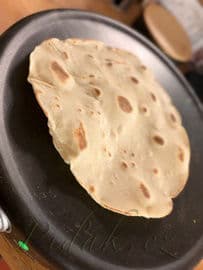 7. obrázek Domácí kynutý naan – vláčné indické placky