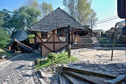 Botanicus - Centrum řemesel a bylinné zahrady Ostrá