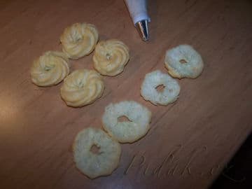 11. obrázek Žloutkové věnečky