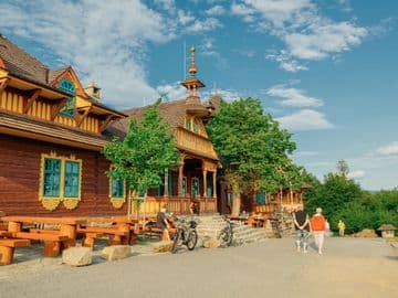 Pustevny - lanovka a Jurkovičovy stavby