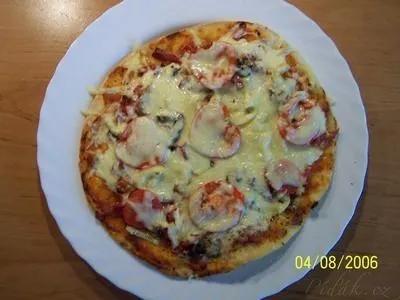 1. obrázek Pizza po česko - slovensku 