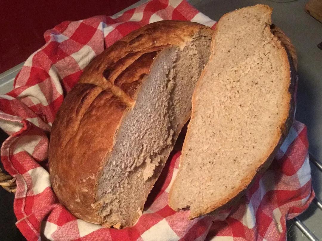 1. obrázek Chléb z droždí