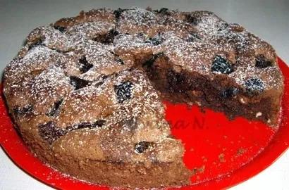 Obrázek Čokoládový koláč se sušenými švestkami