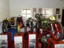3. obrázek Muzeum Motocyklů a hraček - Šestajovice u Jaroměře