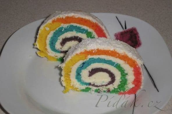 1. obrázek Rainbow kokosová roláda 1. obrázek Rainbow kokosová roláda