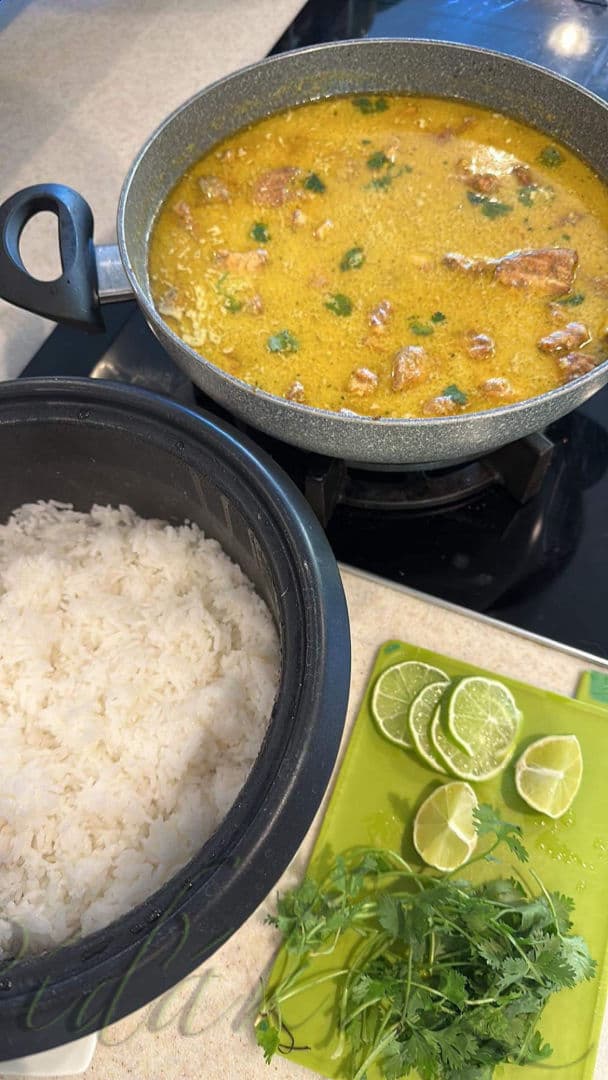 1. obrázek Losos na kari s kokosovým mlékem 1. obrázek Losos na kari s kokosovým mlékem