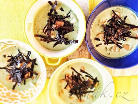 1. obrázek Zelená polievka 1. obrázek Zelená polievka