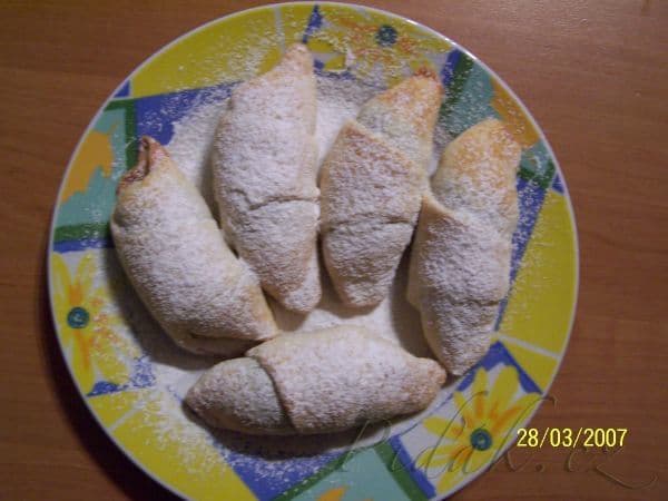 1. obrázek Šlehačkové rohlíčky - fantastické 1. obrázek Šlehačkové rohlíčky - fantastické