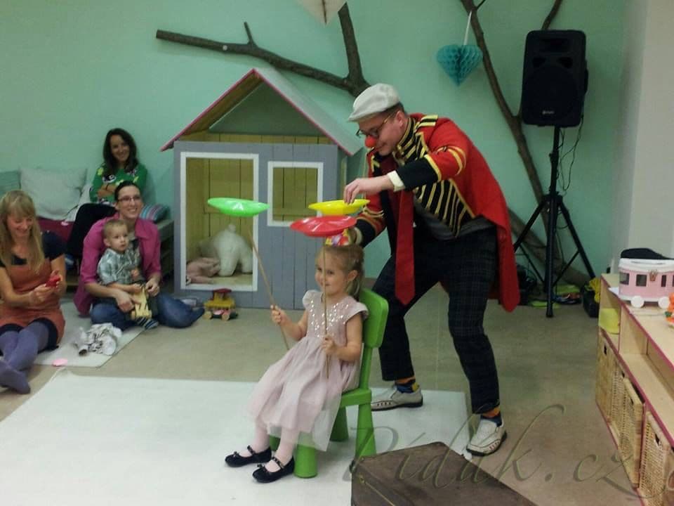 1. obrázek Králík v rádiu - Praha 10 1. obrázek Králík v rádiu - Praha 10