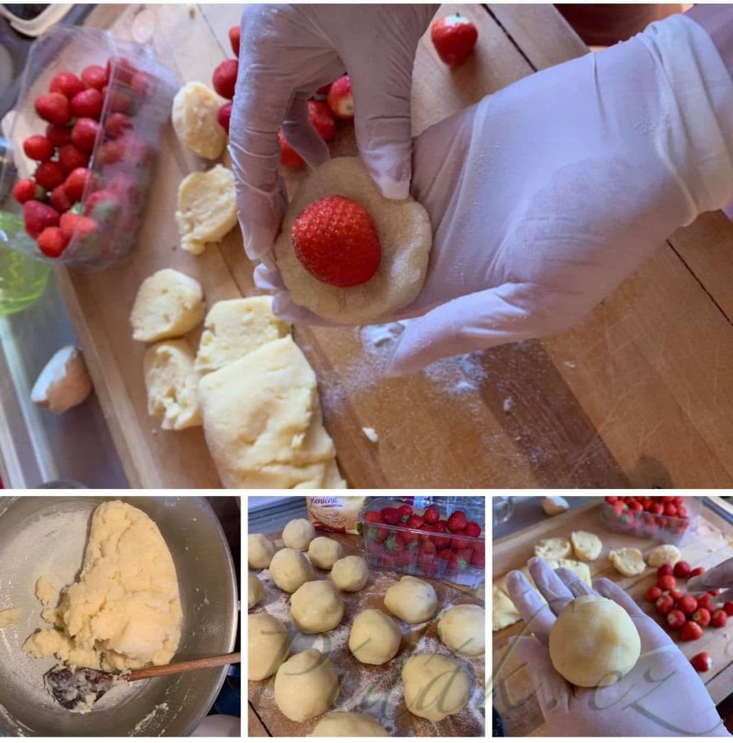 1. obrázek Ovocné knedlíky z odpalovaného těsta 1. obrázek Ovocné knedlíky z odpalovaného těsta