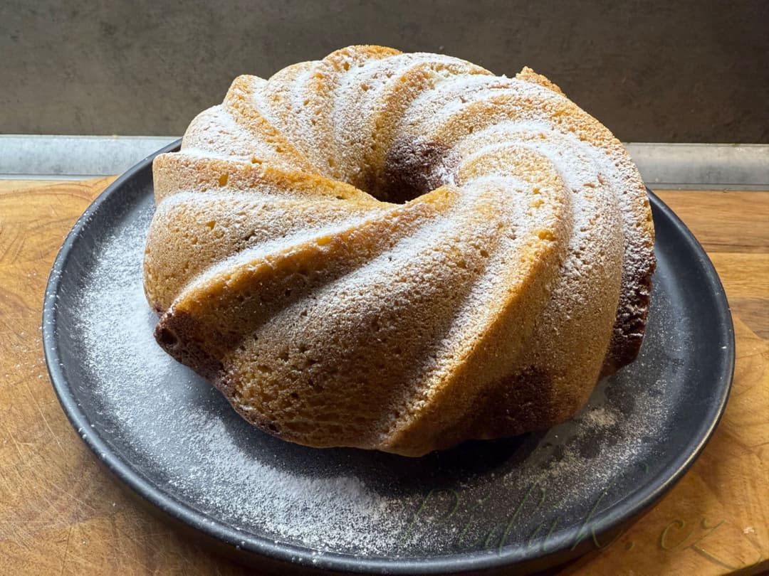 1. obrázek Bábovka s mandlovým mlékem 1. obrázek Bábovka s mandlovým mlékem