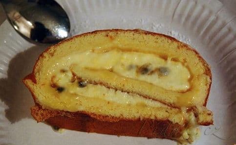 1. obrázek Kokosová roláda s ovocem 1. obrázek Kokosová roláda s ovocem