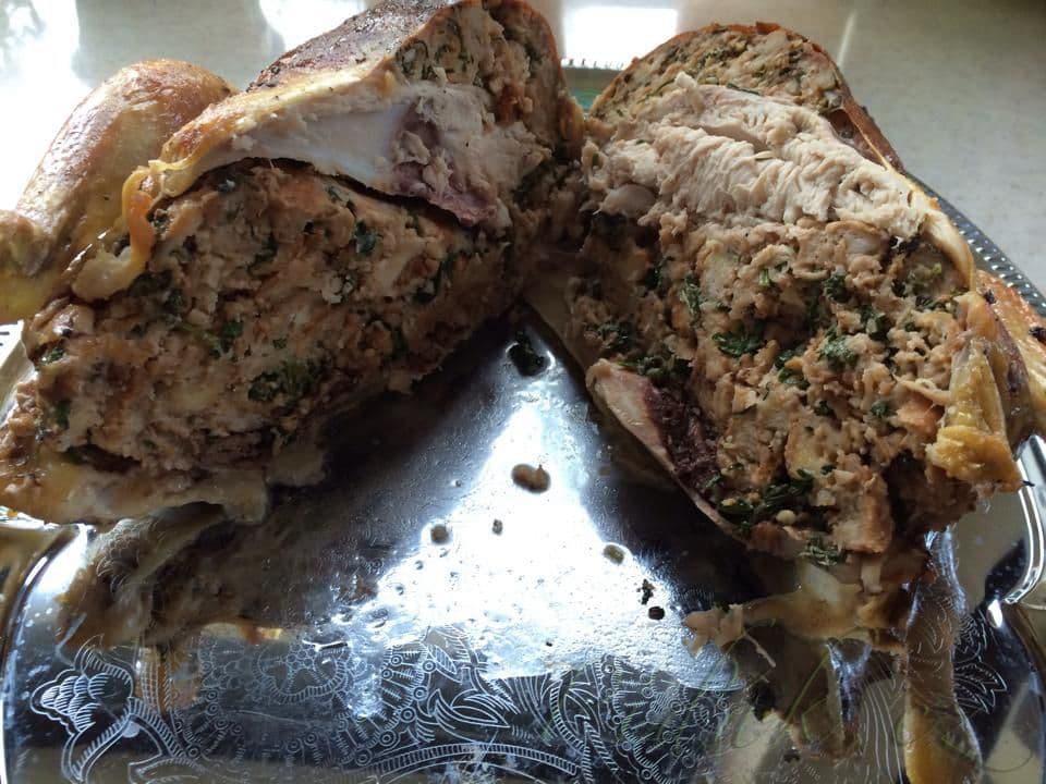 1. obrázek Kuře s ořechovou nádivkou 1. obrázek Kuře s ořechovou nádivkou