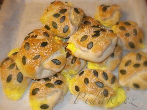 1. obrázek Domácí plněné pečivo "Balkánky" 1. obrázek Domácí plněné pečivo "Balkánky"