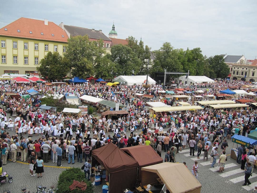 1. obrázek Slovácké slavnosti vína a otevřených památek 11.-13.9.2026 - Uherské Hradiště 1. obrázek Slovácké slavnosti vína a otevřených památek 11.-13.9.2026 - Uherské Hradiště