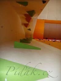 6. obrázek Lezecká stěna Hudy- Ústí nad Labem 6. obrázek Lezecká stěna Hudy- Ústí nad Labem