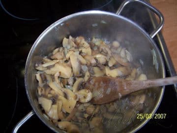 2. obrázek Pizza závin 2. obrázek Pizza závin