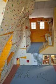 7. obrázek Lezecká stěna Hudy- Ústí nad Labem 7. obrázek Lezecká stěna Hudy- Ústí nad Labem