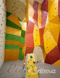 6. obrázek Lezecká stěna- KVstěna- Dvory 6. obrázek Lezecká stěna- KVstěna- Dvory