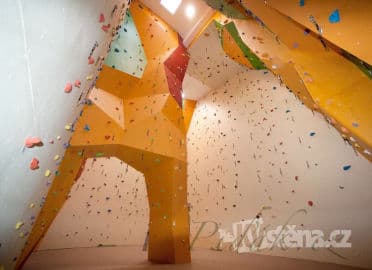 3. obrázek Lezecká stěna- KVstěna- Dvory 3. obrázek Lezecká stěna- KVstěna- Dvory