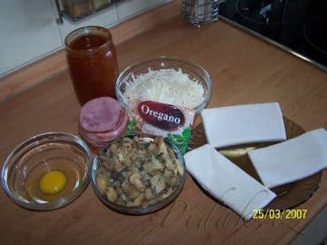 3. obrázek Pizza závin 3. obrázek Pizza závin