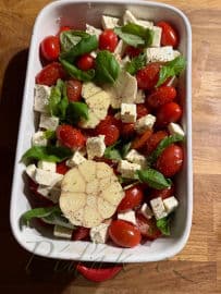 2. obrázek Špagety s pečenými rajčaty a sýrem feta 2. obrázek Špagety s pečenými rajčaty a sýrem feta