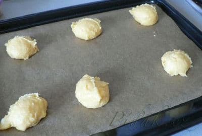 3. obrázek Odpalované větrníky s krémem a jahodami 3. obrázek Odpalované větrníky s krémem a jahodami