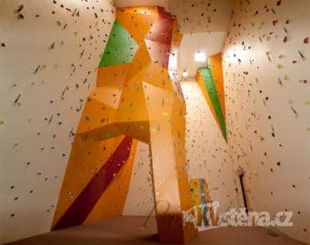 5. obrázek Lezecká stěna- KVstěna- Dvory 5. obrázek Lezecká stěna- KVstěna- Dvory