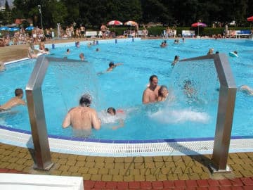 2. obrázek Koupaliště Hluboká nad Vltavou 2. obrázek Koupaliště Hluboká nad Vltavou