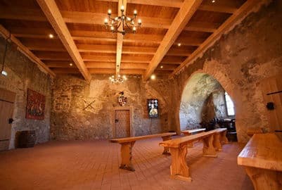 3. obrázek Hrad Beckov – Slovensko 3. obrázek Hrad Beckov – Slovensko