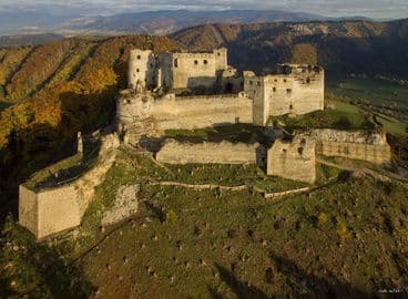 4. obrázek Hrad Lietava – Slovensko 4. obrázek Hrad Lietava – Slovensko