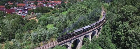4. obrázek Waldviertelbahn – úzkokolejka z Gmündu, Rakousko 4. obrázek Waldviertelbahn – úzkokolejka z Gmündu, Rakousko